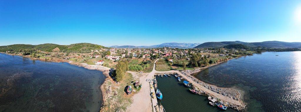 agios nikolaos paralia